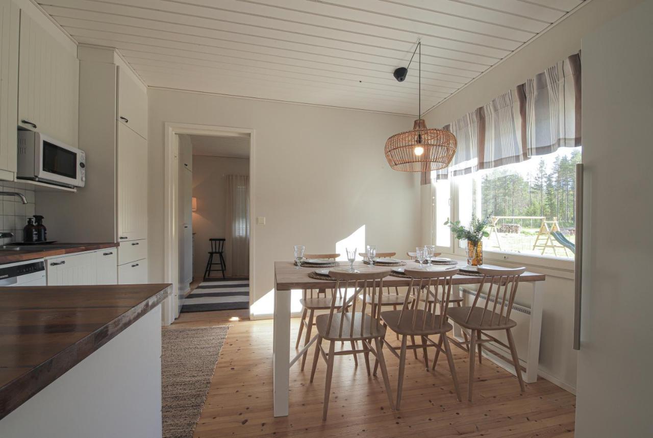 Lakeside Holiday Home Ροβανιέμι Εξωτερικό φωτογραφία